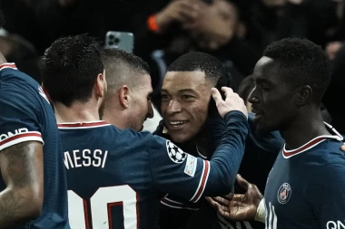 VELEOBRT! DUPLA POBEDA PSŽ-A: Najpre PAO Real u nadoknadi, pa NAJVEĆE letnje pojačanje?!