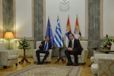 DIVNO VEČE SA VELIKIM PRIJATELJEM SRBIJE: Vučić i Micotakis uz šardone o unapređenju odnosa (FOTO)