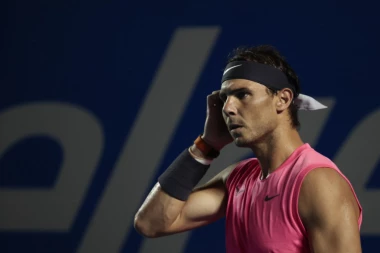 KAKO TE SAMO NIJE SRAMOTA? Nadal napao porodicu Novaka Đokovića!