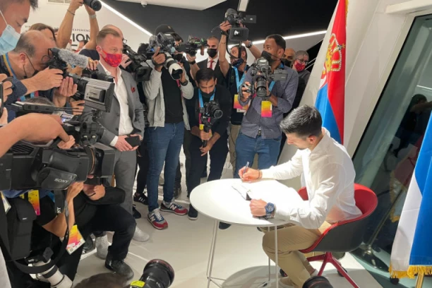 NOLE SRBINE: Đoković u Dubaiju IZNENADIO celu naciju ovim potezom! (FOTO)