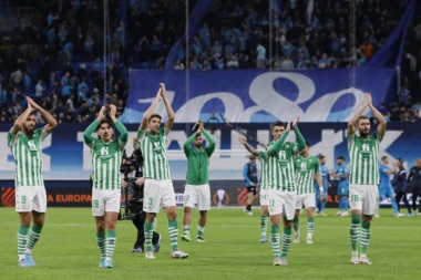 LIGA EVROPE! Rendžers otresao Borusiju u Dortmundu, Betis pokorio Rusiju, Napoli iščupao remi na Kamp Nou! (VIDEO)