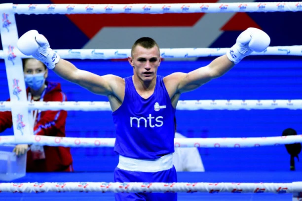 MEMIĆ JE ZVEZDA VEČERI: Sve je spremno za početak Balkan Boxing 7 događaja u Boru!