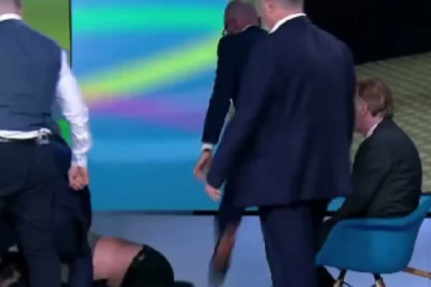 TUČA U STUDIJU! Novinar i političar se dohvatili usred emisije: "Običan si provokator, grebeš poput devojčice" (VIDEO)