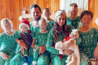 IMAJU SEDMORO DECE, VODE LJUBAV TRI PUTA DNEVNO! Sve stižu, i odlično im ide u braku (VIDEO)