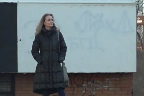 NIKAD NIJE POMENULA OCA SVOJE ĆERKE! Teška sudbina naše glumice tera suze na oči! Ovo su detalji o tome kako brine o naslednici!