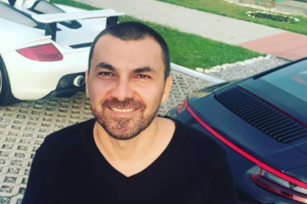 PROCURILE FOTKE, JUGOSLAV I MISICA OBELODANILI VEZU! Karić ne štedi na novoj devojci, 100.000 EVRA pukao na novi PORŠE, a sad zajedno NAPUŠTAJU Srbiju! (FOTO)