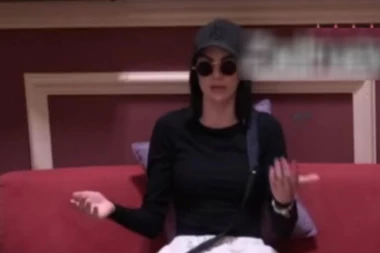 Tara Simov HITNO DISKVALIFIKOVANA: Ša pročitao pismo Velikog Šefa, MUK u Beloj kući! (VIDEO)