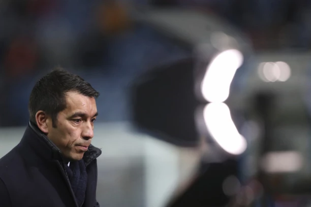 VAN BRONHORST UPLAŠEN PRED DOLAZAK U BEOGRAD: Zvezda može spremiti IZNENAĐENJE!