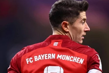 Promena pravca: Činilo se da je saga okončana, ali je LaLiga stopirala transfer! Kojem jatu će se privoleti poljski reprezentativac?