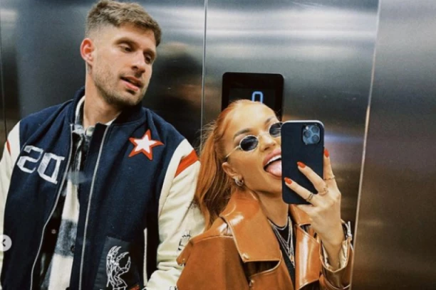 UDAJE SE TEODORA DŽEHVEROVIĆ: Evo kada pevačica staje na "ludi kamen", a jedna želja joj se neće ispuniti!