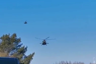 Ukrajinska delegacija helikopterima stigla na razgovore sa Rusima (VIDEO)