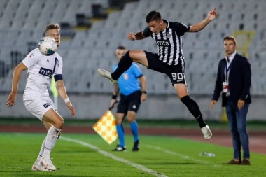 Od gola u DERBIJU, do klupe kod Stanoja: Kako je PROPAO Filip Stevanović - momak koji je u suzama napustio Partizan!