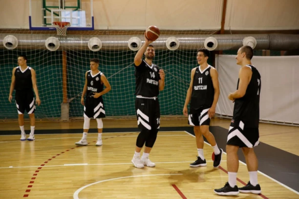 POKIDAO JE! Bivši igrač Partizana dobio MVP nagradu!