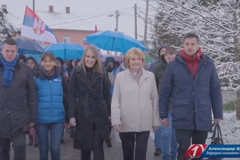 GRUJIČIĆ U MORAVIČKOM OKRUGU: Izuzetno važno mesto za Srbiju, kako zbog ljudi koji tu žive, tako i zbog istorije (VIDEO)
