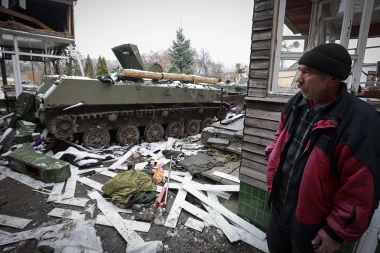 PRIRUČNIK ZA BEKSTVO: Crnogorac reprezentivac ukrao mini-bus i POBEGAO iz Ukrajine!