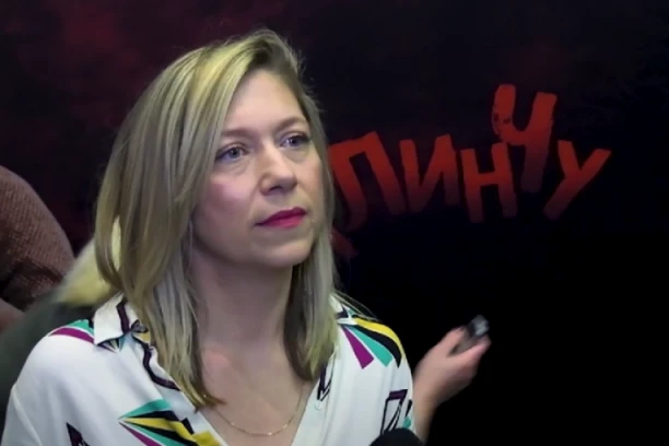 KAKVA TRANSFORMACIJA! Branka Katić totalno promenila izgled, jedan DETALJ izbio u prvi plan! (FOTO)