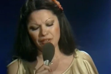 VELIKA TRAGEDIJA u životu poznate pevačice koja je POTRESLA javnost: Preminuo joj sin iznenada, umetnica neutešna, mog deteta više NEMA!