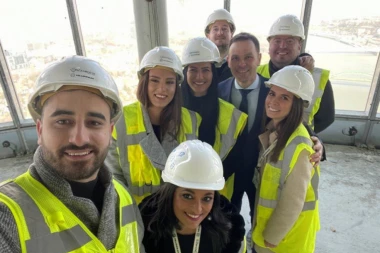 VELIČANSTVENO! Mali, Tasić, Knežević i Todorović obišli radove na Kuli sklopu "Beograda na vodi"