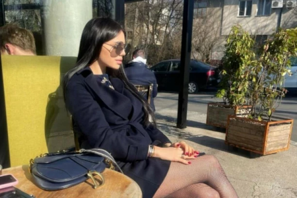 Trudna Maša Terzić objavila fotku u MINIBIKINIJU, svi gledaju u njen stomak: Kadar od kog zastaje dah! (FOTO)