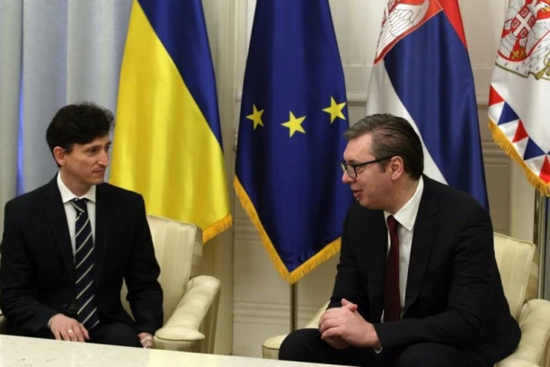 SASTANAK SA AMBASADOROM UKRAJINE: Predsednik VUČIĆ PREDOČIO STAVOVE SRBIJE