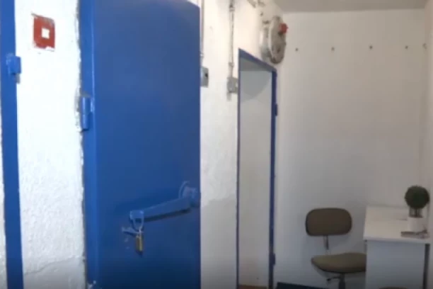 SPREMAJTE ZALIHE i ČISTITE SKLONIŠTA! Nije šala! Ozbiljno upozorenje VLADE građanima!