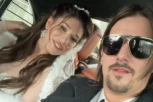Prva fotografije Lukasove snajke: Lazar STIGAO po mladu, ona ZABLISTALA u belom, tu su i TRUBAČI! (FOTO)