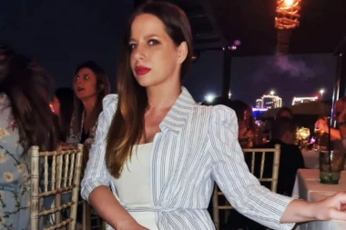 VODI EMISIJU DNK, A NIKO NE ZNA ŠTA JE ZAVRŠILA! Ostaćete u ŠOKU kada saznate na kom je FAKULTETU Natalija DIPLOMIRALA!