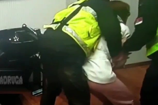 JEZIVI KRICI I JECAJI prolamali se Zadrugom! Tara Simov pre DISKVALIFIKACIJE doživela STRAVIČNI NERVNI SLOM!  (VIDEO)