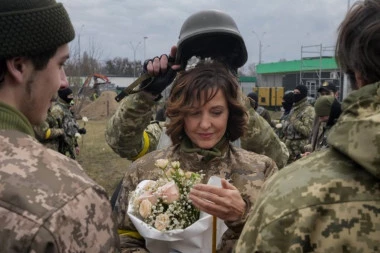 ONLAJN VENČANJA U UKRAJINI: Nov način sklapanja braka uveden zbog ratnog stanja