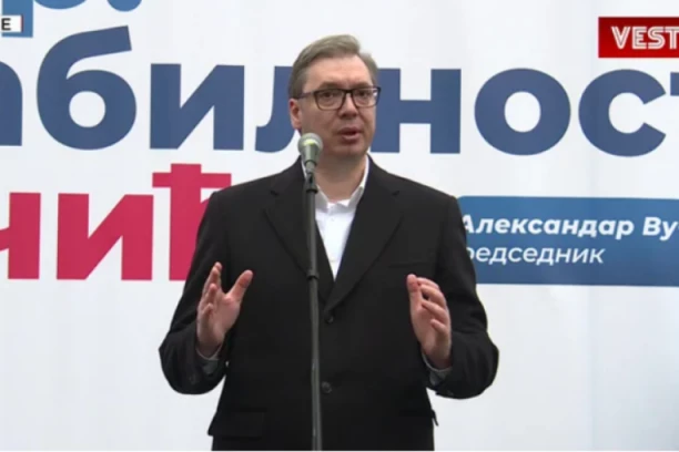 Vreme je da se ponašamo PAMETNO I ODGOVORNO! Aleksandar Vučić obišao Lebane!