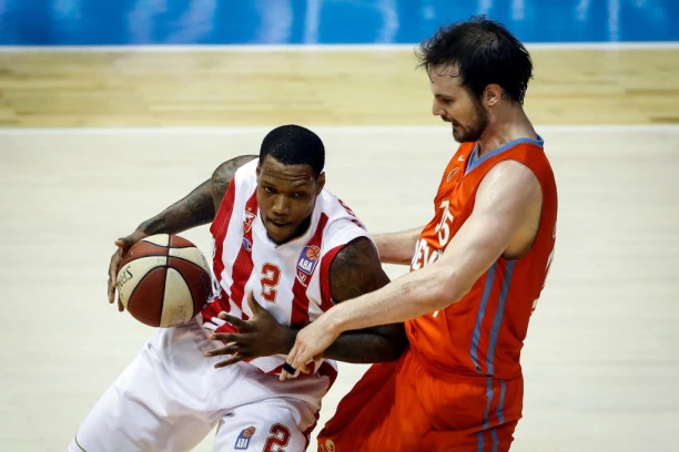 PRESUDIO PARTIZANU I VRAĆA SE! Centar POTPISAO!