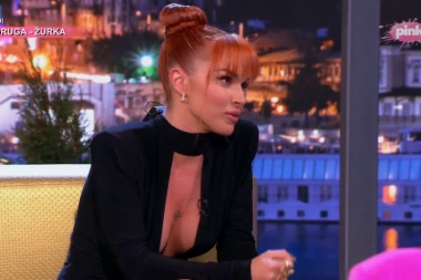 DŽEHVA IZAZVALA SALVU PODSMEHA: Ono što se IZNENADA desilo ZGRANULO JE MNOGE, da li je ovo realno?! (VIDEO)