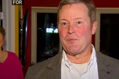 AKO VAS SILUJU, LEZITE I UŽIVAJTE! Političar šokirao, zbog ove izjave ćerka molila ljude da NE GLASAJU za njega