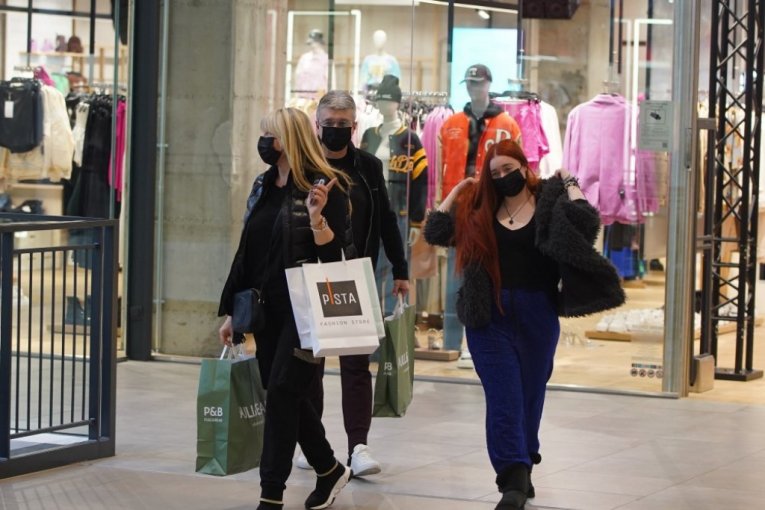 Ćerka Saše Popovića