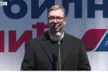 Predsednik VUČIĆ U BANOVCIMA! "Naša je obaveza danas da čuvamo svoju zemlju, decu i budućnost"!