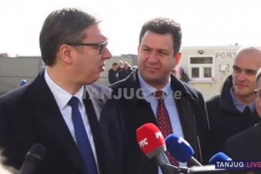 VUČIĆ U OBILASKU FABRIKE U LOZNICI: MINT je najavio ulaganje od 100 miliona evra i da će da zaposle 1.000 radnika (VIDEO)