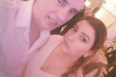 Lepi Mića krije ćerku od očiju javnosti, a ona je GUGLOVA RADNICA: Sara Pržulj žari i pali Amerikom, a evo kako danas izgleda! (FOTO)