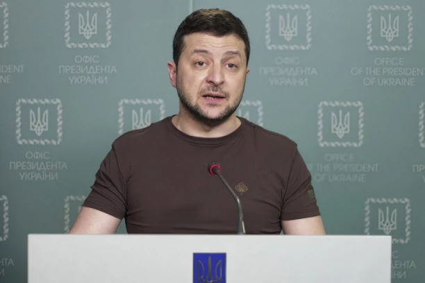 ZELENSKI JE KONSTANTNO POD UTICAJEM NARKOTIKA?! Ruski psihoterapeut analizirao ukrajinskog lidera: ZABORAVLJA REČi, PREŠAO JE NA SLENG - VEOMA LOŠE!