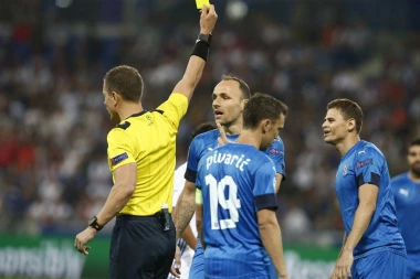 TVRDO KAO ORAH: Remi između Dinama i Hajduka - PRŠTALO na sve strane!