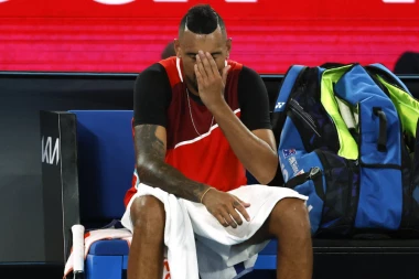 UŠAO SAM MU... Kirjos nema TRUNKE STIDA, Australijanac ŠOKIRAO Ameriku! (VIDEO)