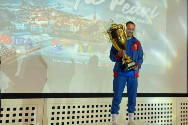 Jadranski biser u znaku srpskog – zlatom okićene Sare