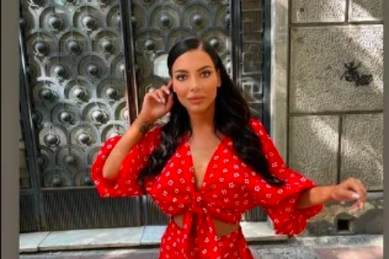 Helena Topalović slike