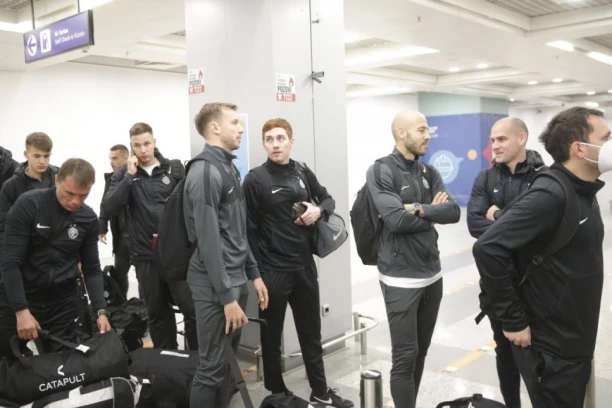 HENDIKEP ZA PARTIZAN PRED REVANŠ SA FEJENORDOM: Crno-beli zbog korone ostali bez startera iz prvog meča