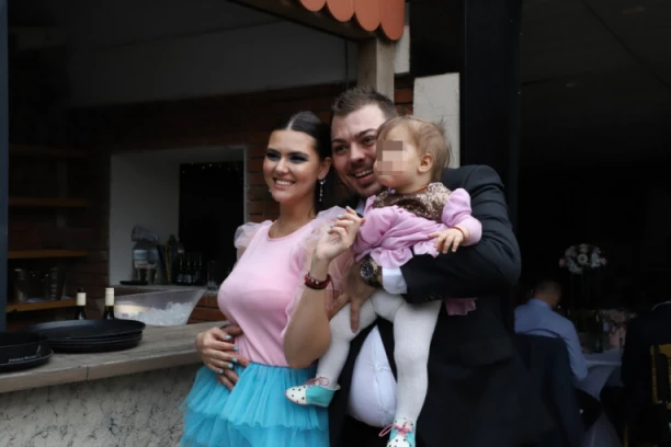 ŠOK! Supruga Slobe Vasića najavila RAZVOD?!