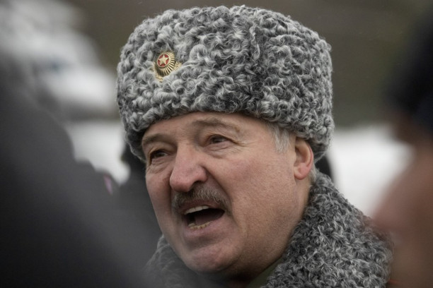 NAPETO NA LINIJI MINSK-KIJEV! Lukašenko: Ukrajina poslala 15.000 vojnika na granicu sa Belorusjiom