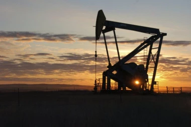 TREBAJU IM VEĆE CENE: Saudijska Arabija smanjuje proizvodnju nafte!