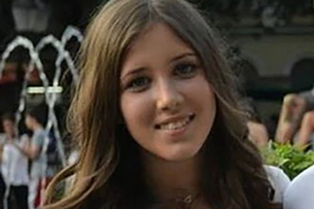 "SAD DALEKO SMO, AL' JEDNO KROZ DRUGO ŽIVIMO!" Na današnji dan oteta je Tijana, svirepi mesar telo devojčice (15) bacio na đubrište! OVAKO SE DOGODIO ZLOČIN KOJI JE PROMENIO SRBIJU!