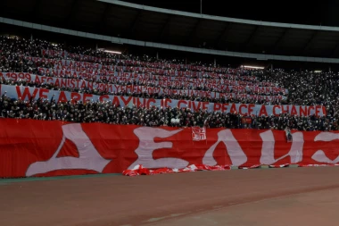 DELIJE POGODILE PRAVO U METU: Transparenti Severa ODZVANJAJU planetom, a evo šta o njima kažu Rusi!