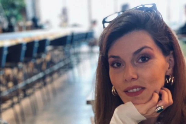 "PETAR DOĐE PONEKAD DA NAS OBIĐE": Trudna Tamara Dragičević šokirala izjavama o porodici i roditeljstvu, pa otkrila svoje najveće STRAHOVE!