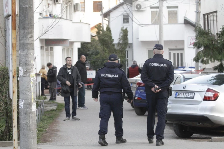 UŽAS U OBRENOVCU! Muškarac u stanu i zatekao podstanarku sa JEZIVIM POVREDAMA GLAVE!